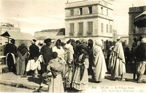 CA a- 215- Village negre